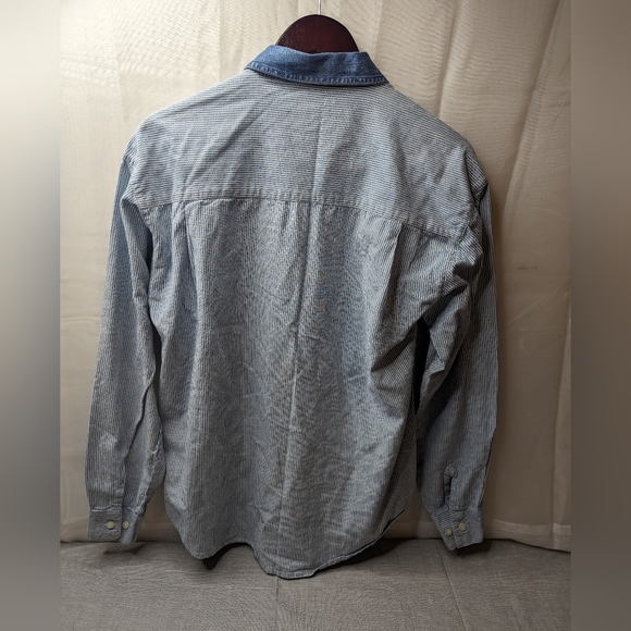 Vintage BSA Women Size Large Denim Embroidered Christmas Button Shirt Long Sleev - Picture 5 of 7